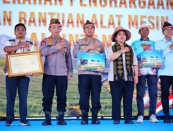 Polri Raih Rekor MURI Penanaman Bawang Putih Serentak di Lahan Terluas