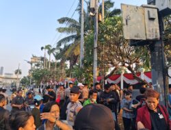 Polisi Kedepankan Pendekatan Humanis Saat Layani Massa Aksi di Depan DPR RI