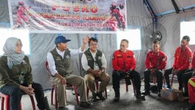 Menhut Raja Antoni Minta Tak Land Clearing : Kondisi Bukan Musim Kering Biasa