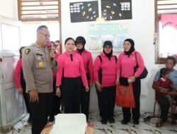 Bhayangkari Peduli Jangkau Pulau Borang, Perkuat Kesehatan dan Ketahanan Sosial Warga Pesisir Sumsel