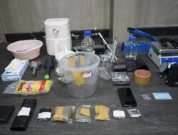 Polda Metro Jaya Ungkap Clandestine Lab Tembakau Sintetis di Gambir