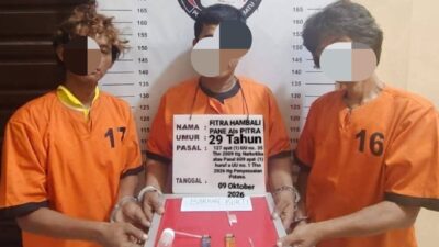 Kasat Narkoba Terjun Langsung Gerebek Sarang Narkoba di Perdamean Sigambal! Tiga Orang Ditangkap