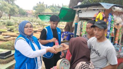 HUT ke-4 GPIB, Pengurus Bagikan 100 Paket Makan Jumat Berkah