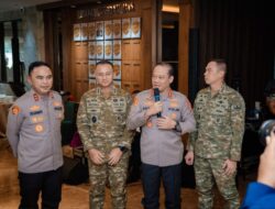 Kapolda Metro Jaya Hadiri Syukuran HUT TNI di Makodam Jaya