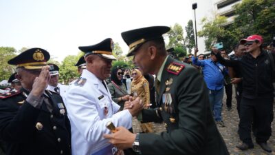 Upacara HUT ke-81 TNI di Jakarta Utara, Dandim 0502/JU Bacakan Amanat Panglima TNI Dihadapan Forkopimko Plus