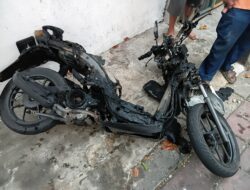 Kepergok Curi Motor di Koja, Polsek Koja Amankan Dua Pelaku Diamuk Massa Motor Pelaku Dibakar