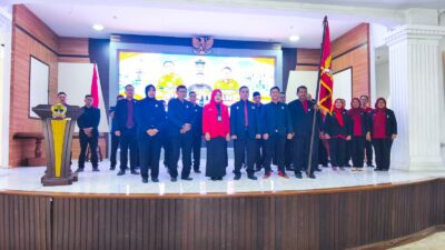 Ketum PWDPI Kukuhkan Pengurus DPW dan DPC Se-Jawa Tengah, Tekankan Profesionalisme Wartawan