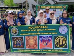 Dari Wartawan untuk Sesama, PJBW dan GPIB Berbagi Makanan di Tanjung Barat