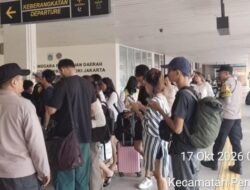 Polres Pelabuhan Tanjung Priok Laksanakan Pengamanan dan Pelayanan Wisatawan di Dermaga Kali Adem Menuju Kepulauan Seribu